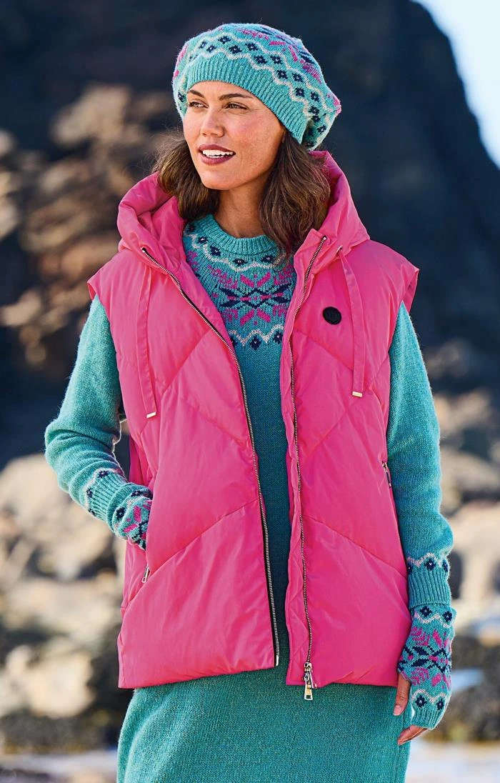 Ladies Quilt Hooded Gilet 5 Ladies Quilt Hooded Gilet - Image 3